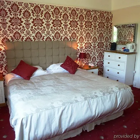 Knavesmire Manor And Leisure 2*