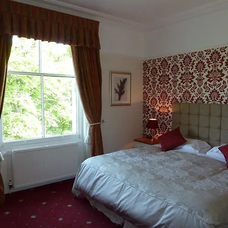 호텔 Knavesmire Manor And Leisure 2*