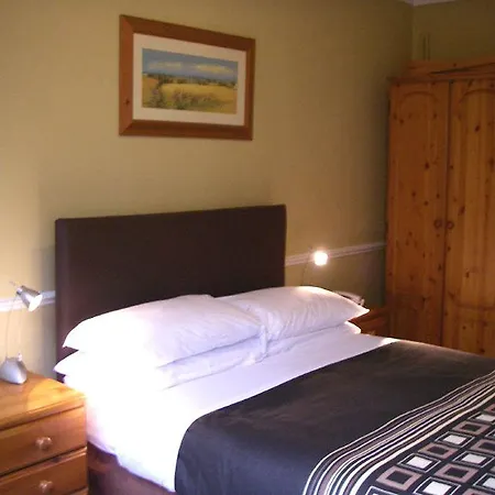 Knavesmire Manor And Leisure 2*